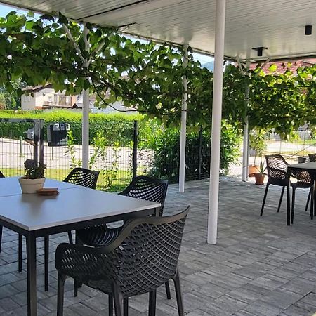 Ruse Hostel Postaja المظهر الخارجي الصورة